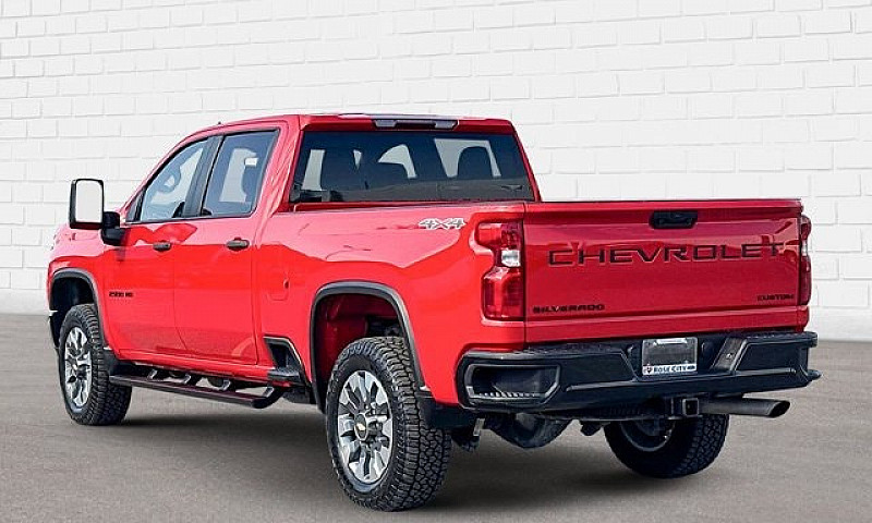 2023 Chevrolet Silve...