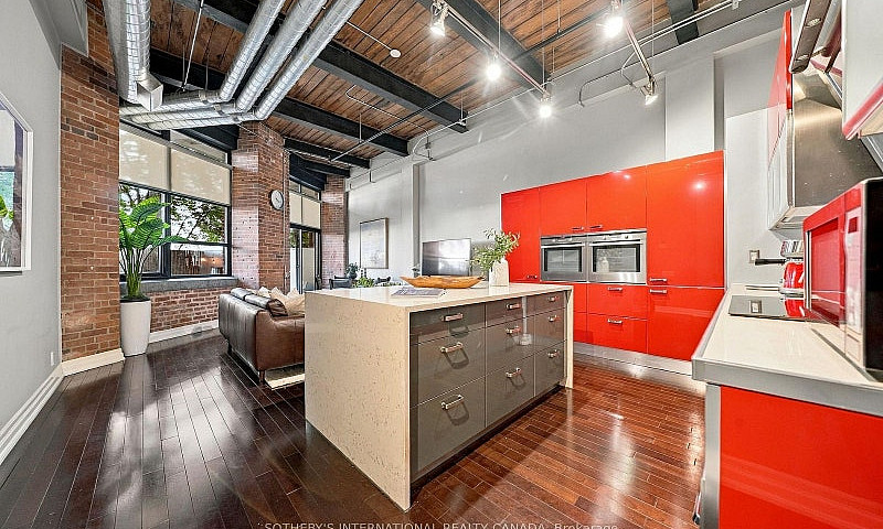 Stunning 1 Bedroom P...