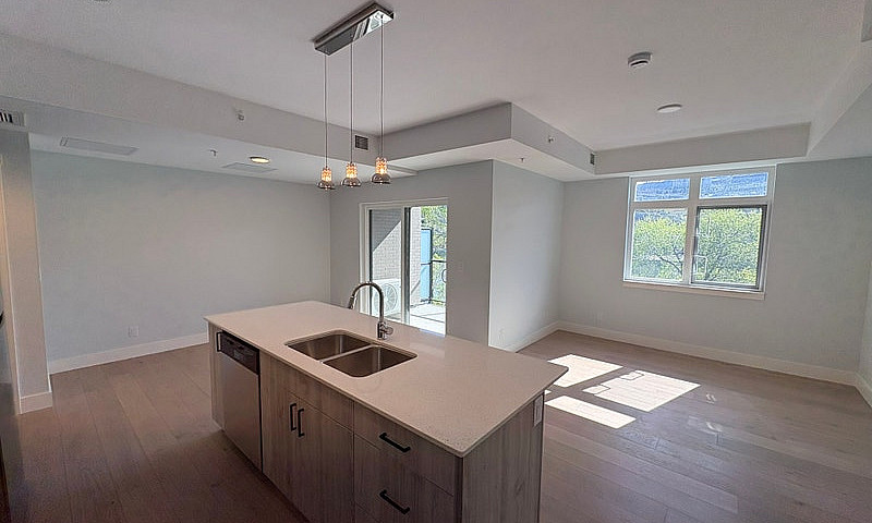 2 Bedroom, 2 Bathroo...