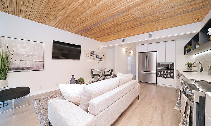 Pump East 2 Bedroom ...