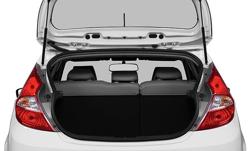 2013 Hyundai Accent ...