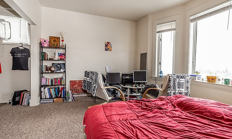 780 Osborne St- Over...
