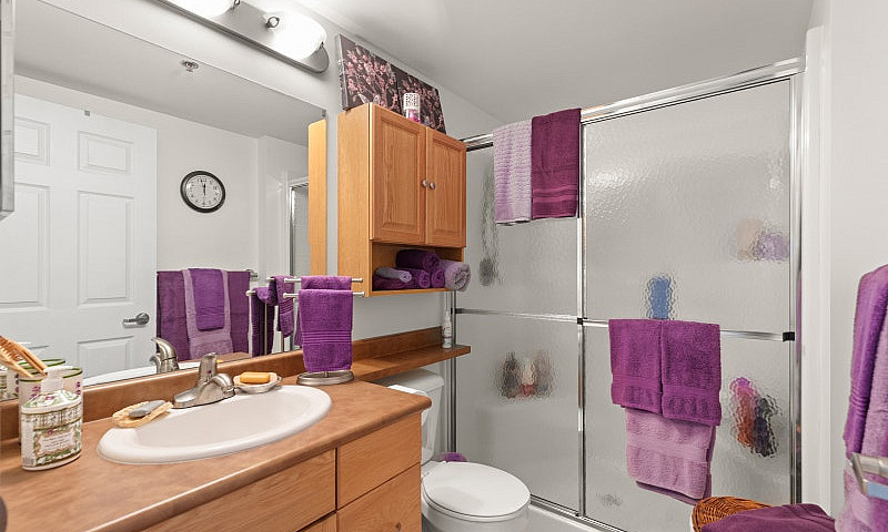 Stunning 2Bdrm Condo...