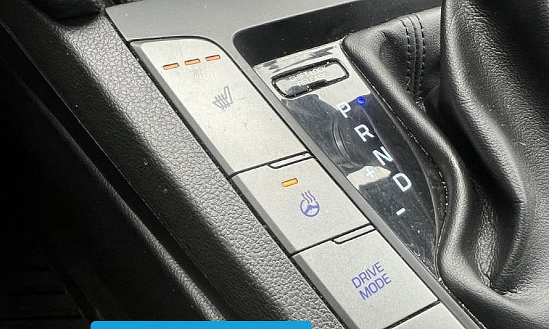 2017 Hyundai Elantra...