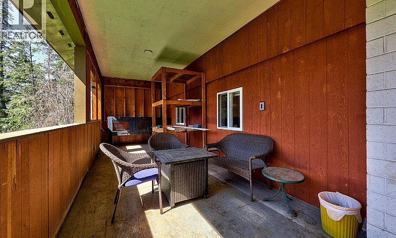 2405 Lloyd Road Clea...