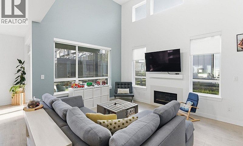 2478A Wren Drive Del...