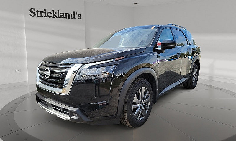 2024 Nissan Pathfind...
