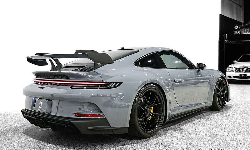 2024 Porsche 911 Gt3...