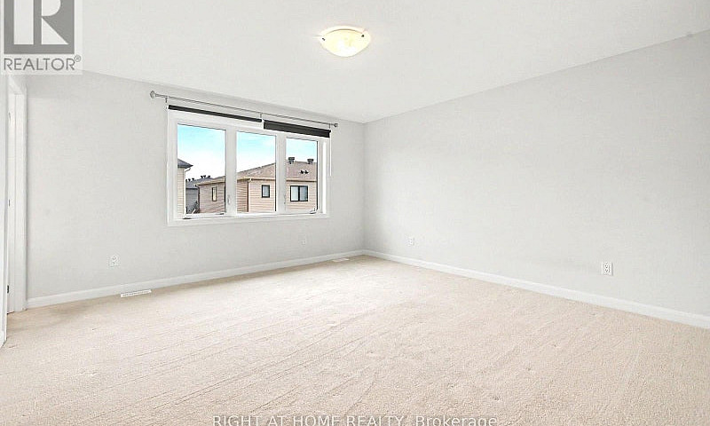 122 Lynn Coulter Str...