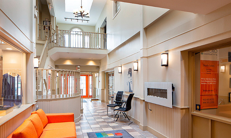 Fully Furnished Stud...