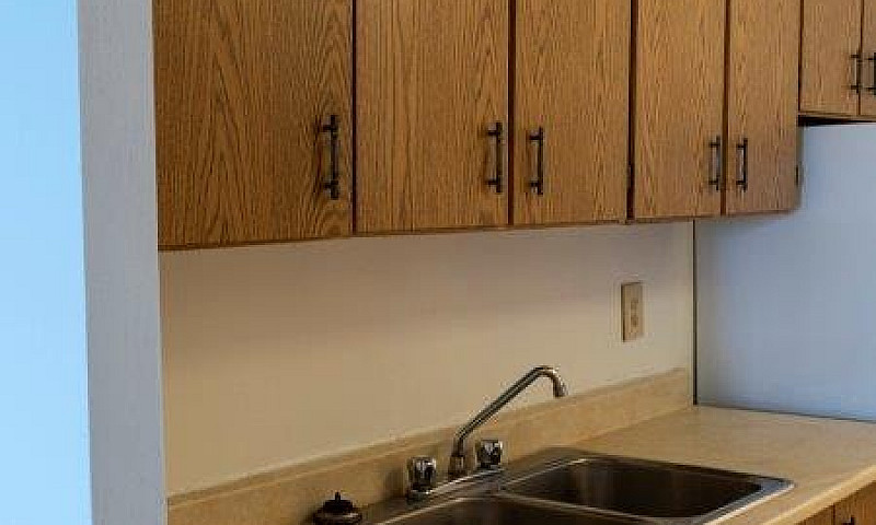 2 Bedroom For June 1...