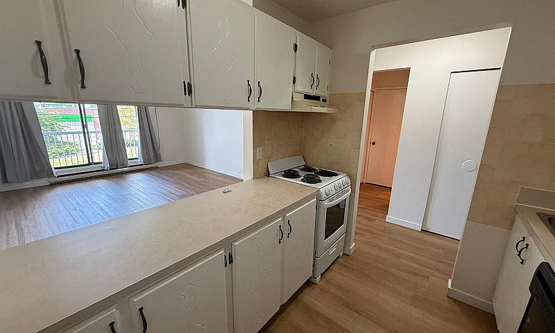 2 Bedroom 1 Bath – $...