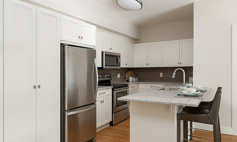 Rare 3 Bdrm Apartmen...