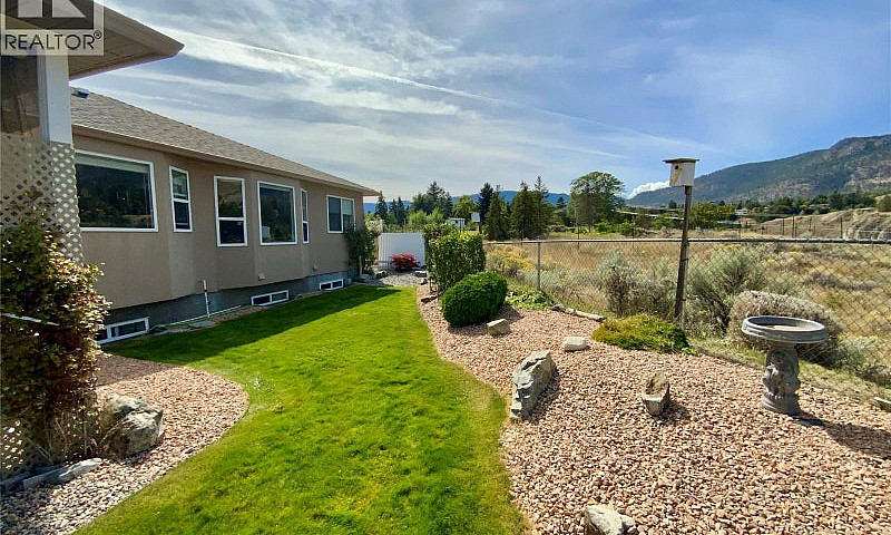 437 Ridge Road Penti...