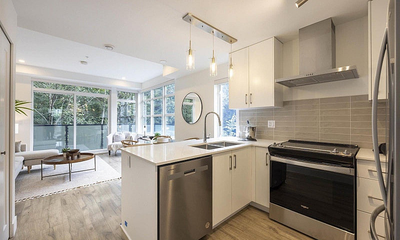 21 6328 King George ...