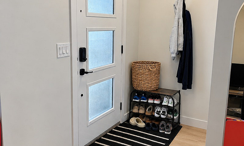 3 Bed - 2 Bath Main ...