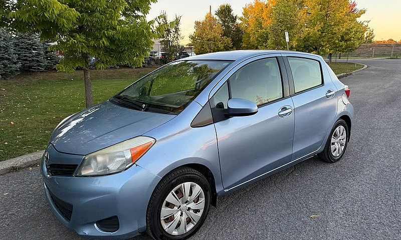 2012 Toyota Yaris 20...