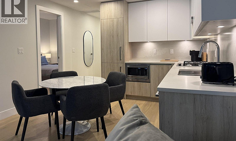 1-Bdrm 423 6Th Stree...