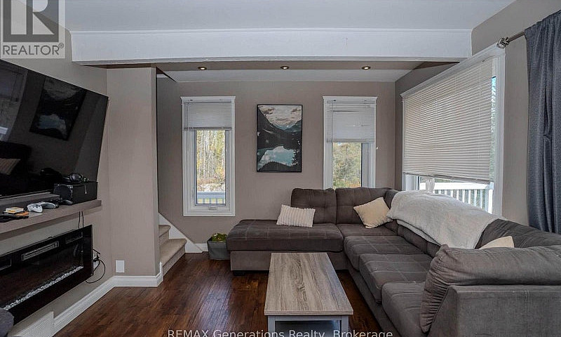 475 Hazelwood Drive ...