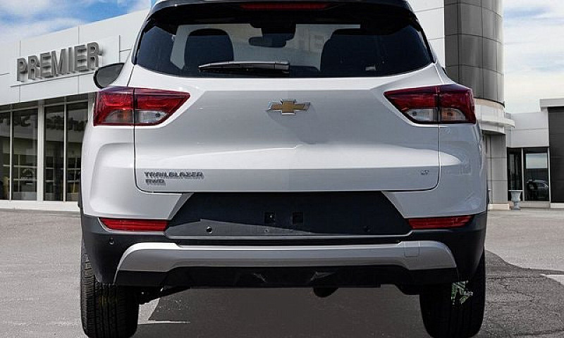 2025 Chevrolet Trail...