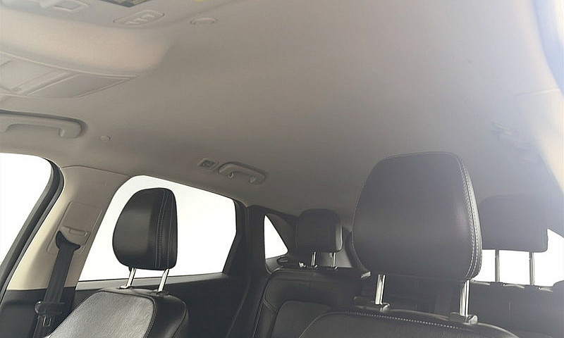 2020 Ford Escape Tit...