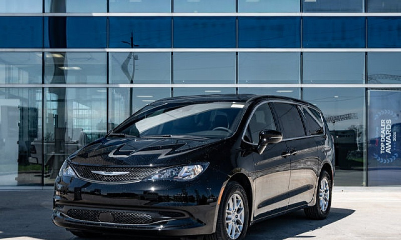 2027 Chrysler Grand ...