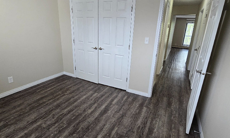 Modern 2 Bedroom End...