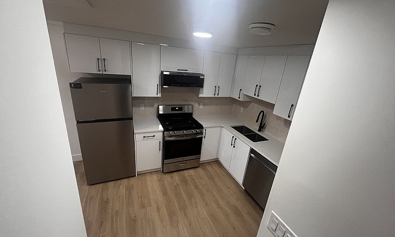 1Bed, 1Bath Brand Ne...