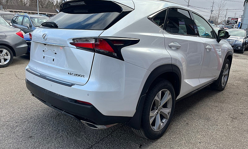 2017 Lexus Nx 200T 2...
