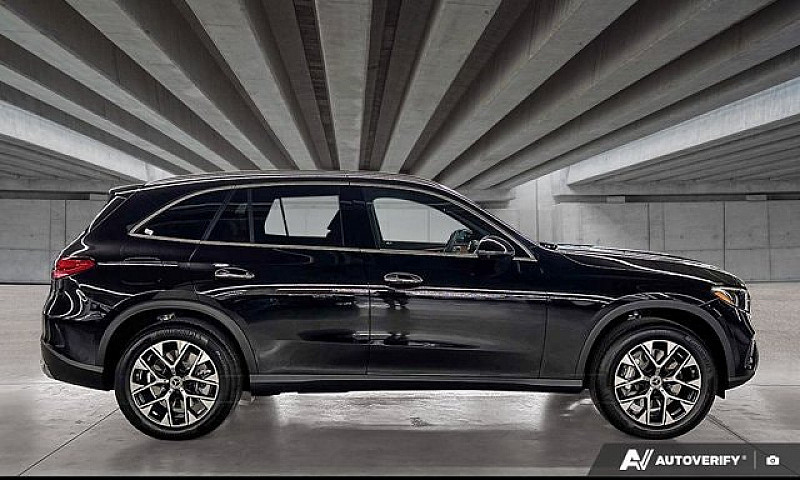 2027 Mercedes-Benz G...