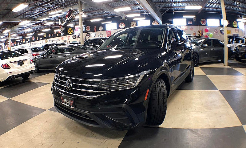 2022 Volkswagen Tigu...