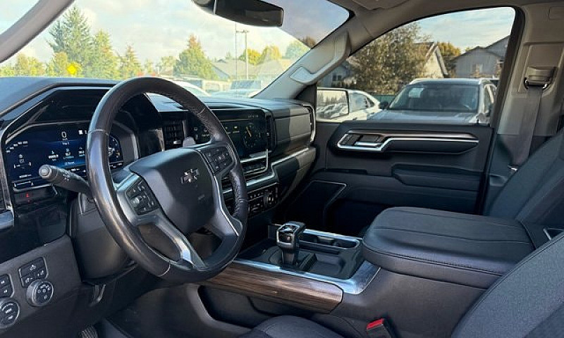 2023 Chevrolet Silve...