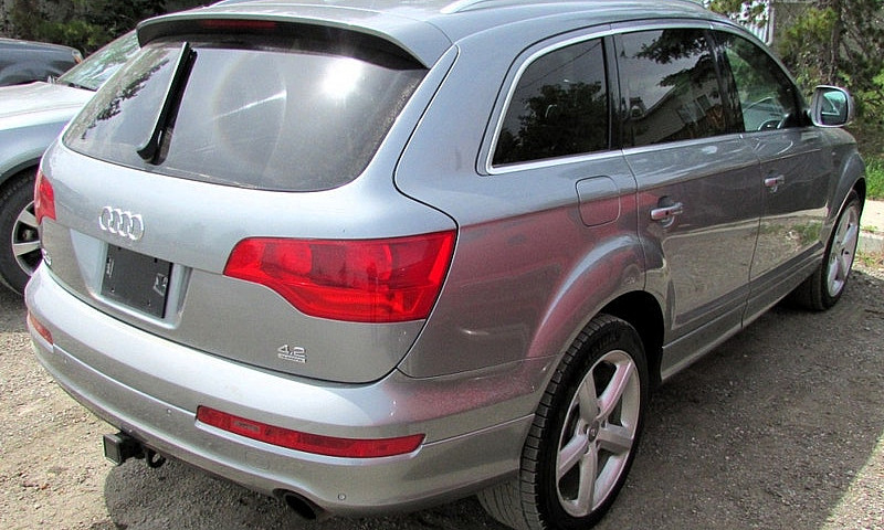 2007 Audi Q7...