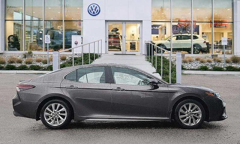 2023 Toyota Camry Se...