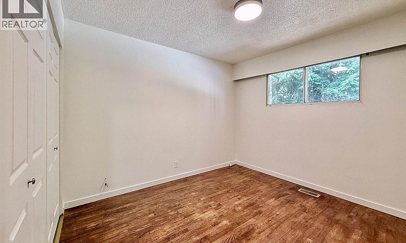1290 Stewart Road Gi...