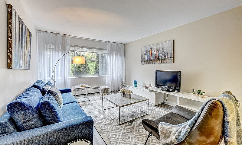 *Promo! Junior 2 Bed...