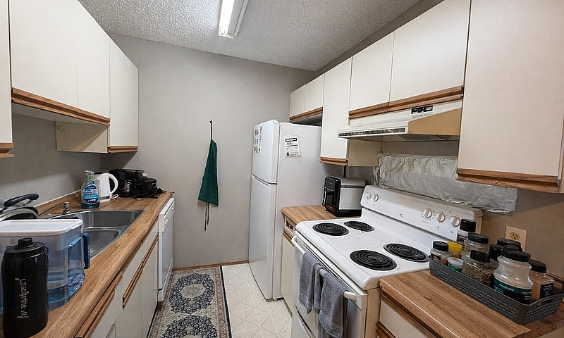 West Edmonton 2 Bed ...