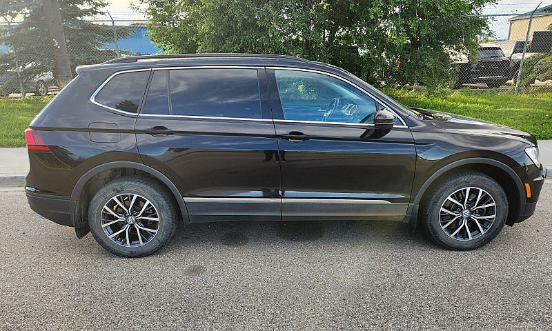 2020 Volkswagen Tigu...