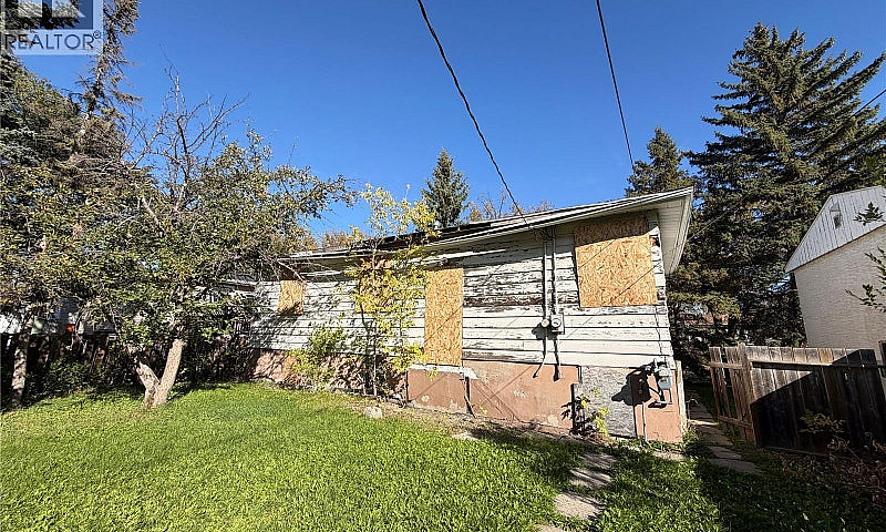 916 Royal Street Reg...