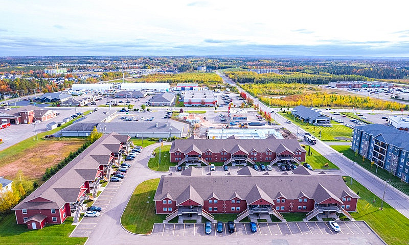 Findlay Estates - 10...