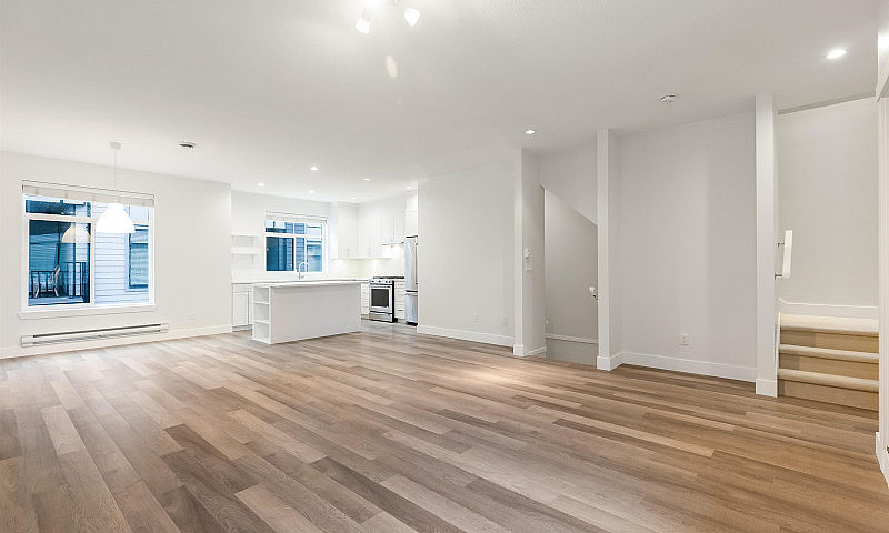 2 2427 164Th Street ...