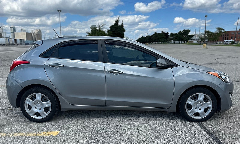 2016 Hyundai Elantra...
