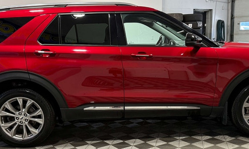 2020 Ford Explorer L...