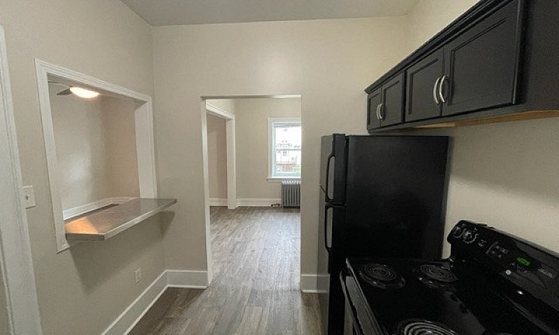 190 Balmoral - 1 Br ...