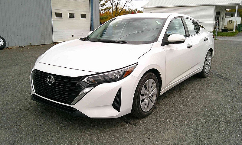 Nissan Sentra 2025...