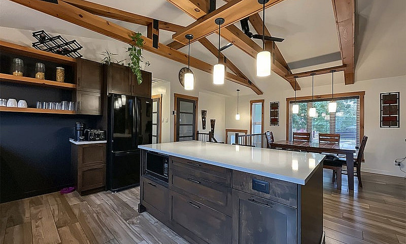 $695,000 - Split Lev...