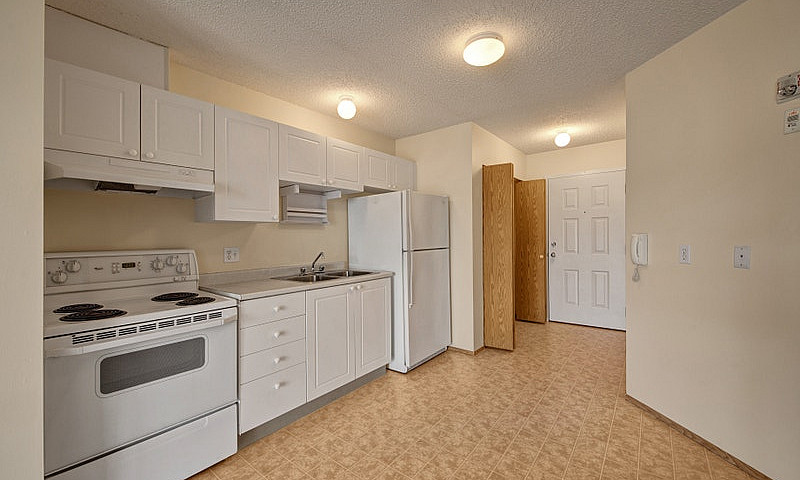 2 Bed X 1 Bath Apart...