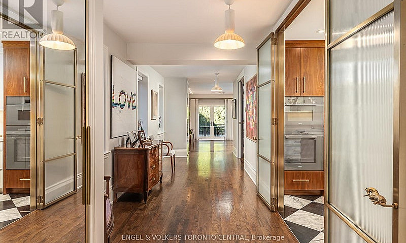 1 Bryce Avenue Toron...
