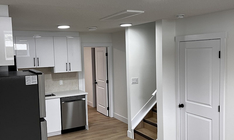 1Bed, 1Bath Brand Ne...