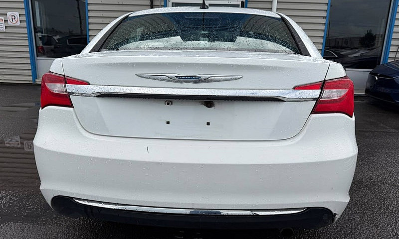 2012 Chrysler 200 Lx...